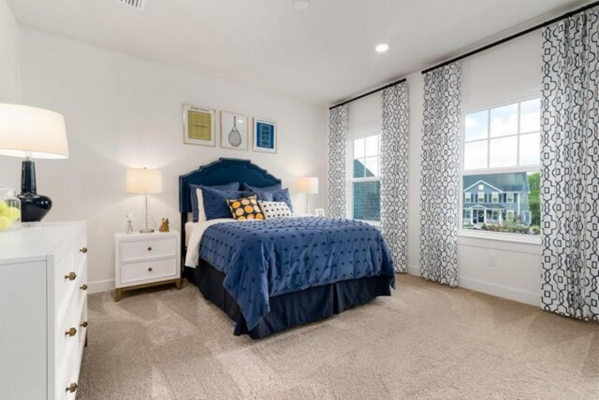 4 bedrooms House in Valencia, USA No. 391729