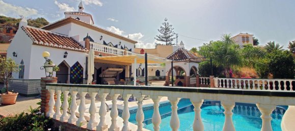 5 bedrooms House in Nerja, Spain No. 154981 3