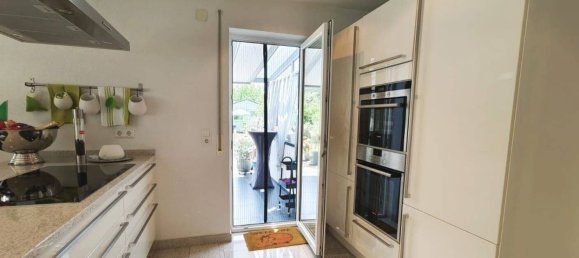 7 rooms Townhouse in Breisgau-Hochschwarzwald, Germany No. 101984 10