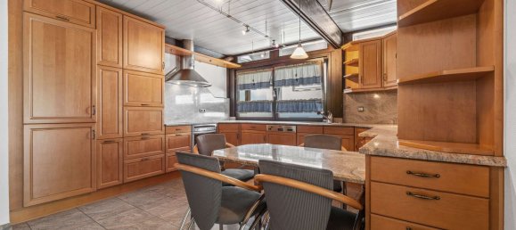 Дом с 6 комнатами в Ойскирхен, Германия № 323904 8