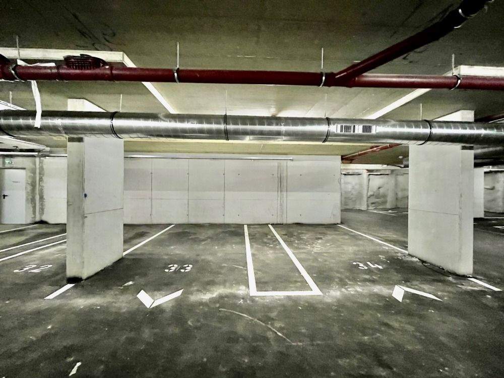  Garage in Meidling, Austria No. 246931