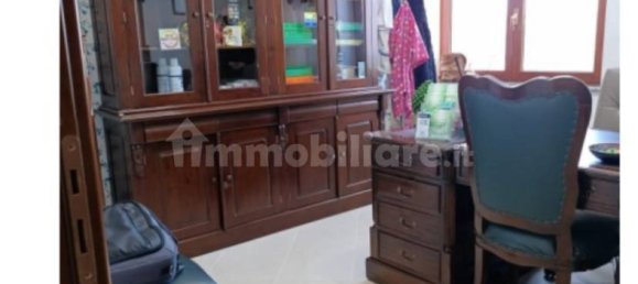 5 rooms Office in Taurianova, Italy No. 260117 3