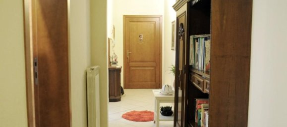 Квартира с 2 спальнями в Поджибонси, Италия № 217193 22