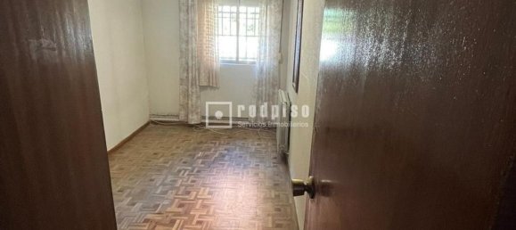 3 bedrooms Apartment in Madrid, Spain No. 170738 20