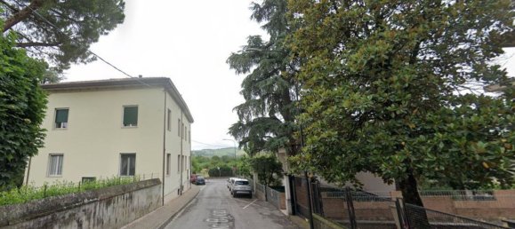 3غرفة منزل ذو طابقين في Meldola, Italy رقم 98144 4