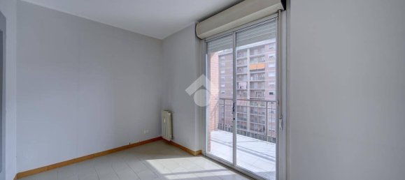 3 bedrooms Apartment in Turin, Italy No. 350563 13