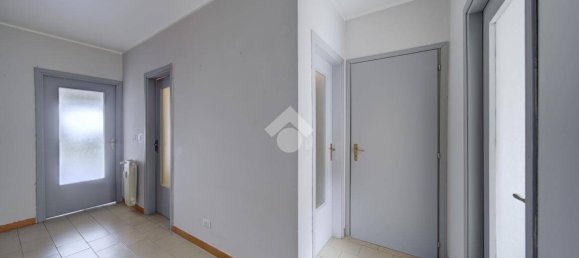 3 bedrooms Apartment in Turin, Italy No. 350563 9