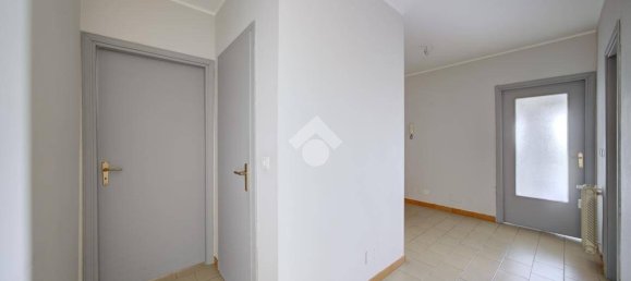 3 bedrooms Apartment in Turin, Italy No. 350563 20