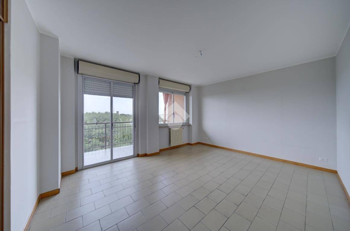 3 bedrooms Apartment in Turin, Italy No. 350563