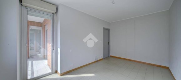3 bedrooms Apartment in Turin, Italy No. 350563 11