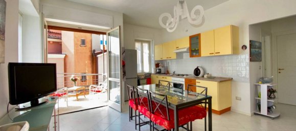2 bedrooms Apartment in Alassio, Italy No. 374477 2