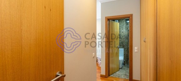 4 bedrooms Apartment in Espinho, Portugal No. 90873 7