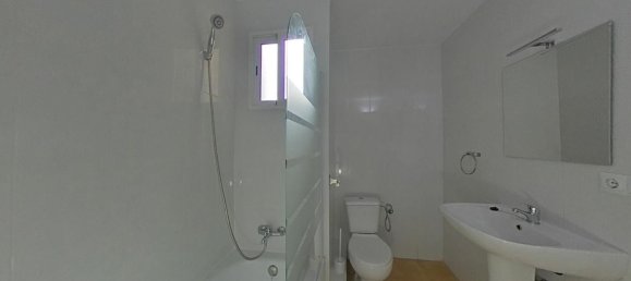 2 Schlafzimmer Wohnung in Badalona, Spain, Nr. 160828 8