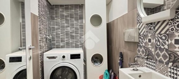 Apartamento de 3 dormitorios en Rome, Italy No. 345230 9