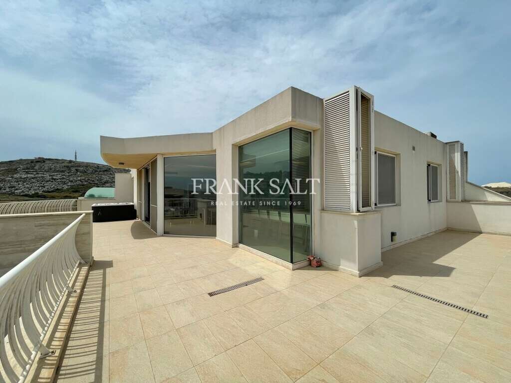 Penthouse T3 em Bahar ic-Caghaq, Malta N.º 10326