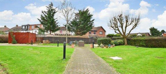 1 bedroom Apartment in Essex, United Kingdom No. 4187 2