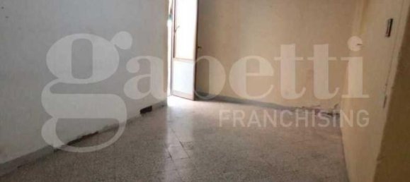 2غرفة شقة في Palermo, Italy رقم 226650 4