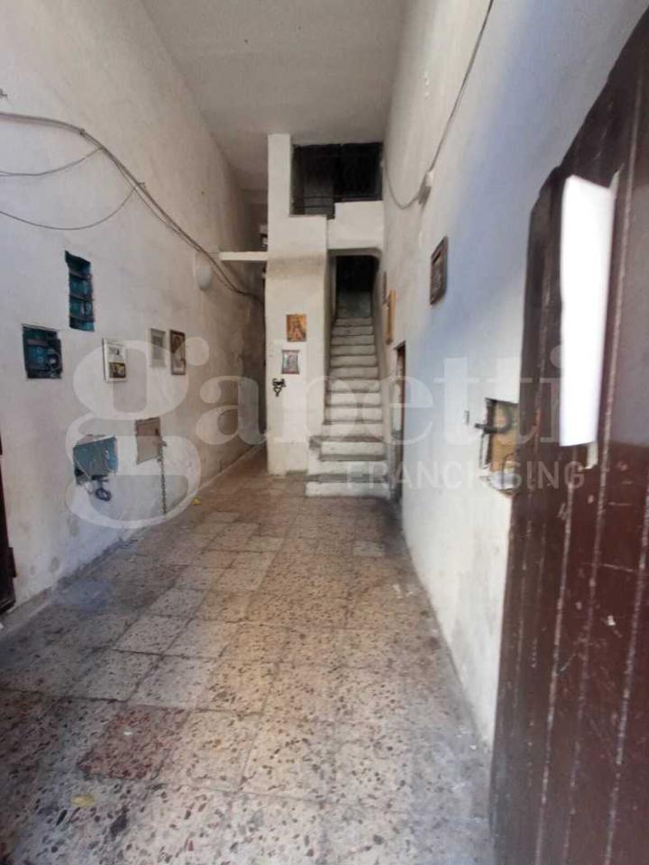 2غرفة شقة في Palermo, Italy رقم 226650