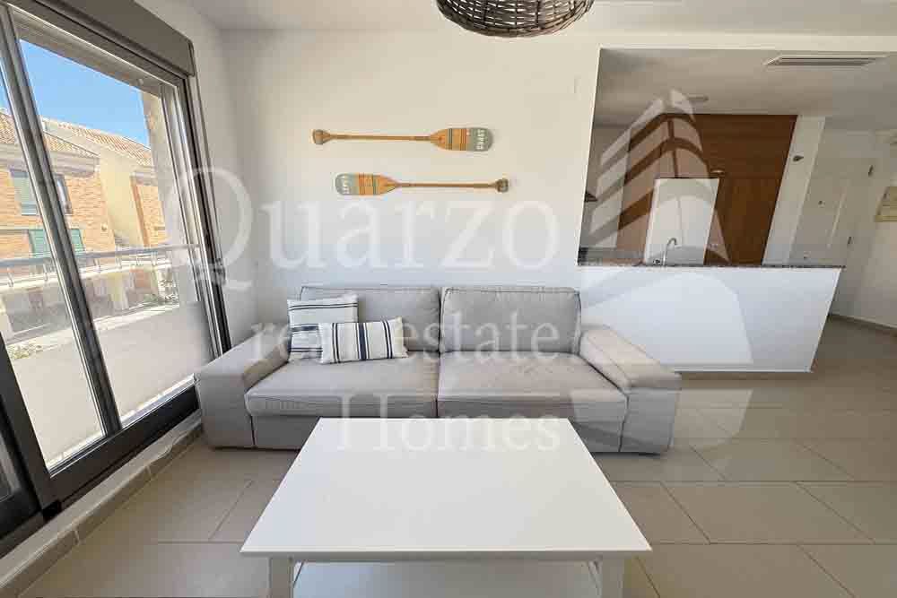 Dúplex de 3 dormitorios en València, Spain No. 211336