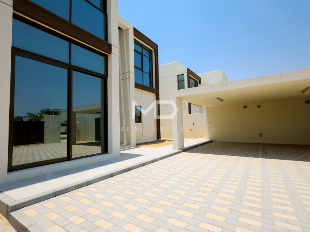 4 bedrooms Villa in Abu Dhabi, UAE No. 47600