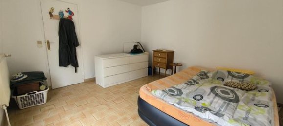 3 bedrooms House in Louviers, France No. 359986 7