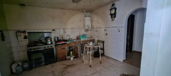 3 bedrooms House in Rio Maior, Portugal No. 21868 3