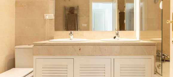 2 bedrooms Penthouse in Malaga, Spain No. 181024 10