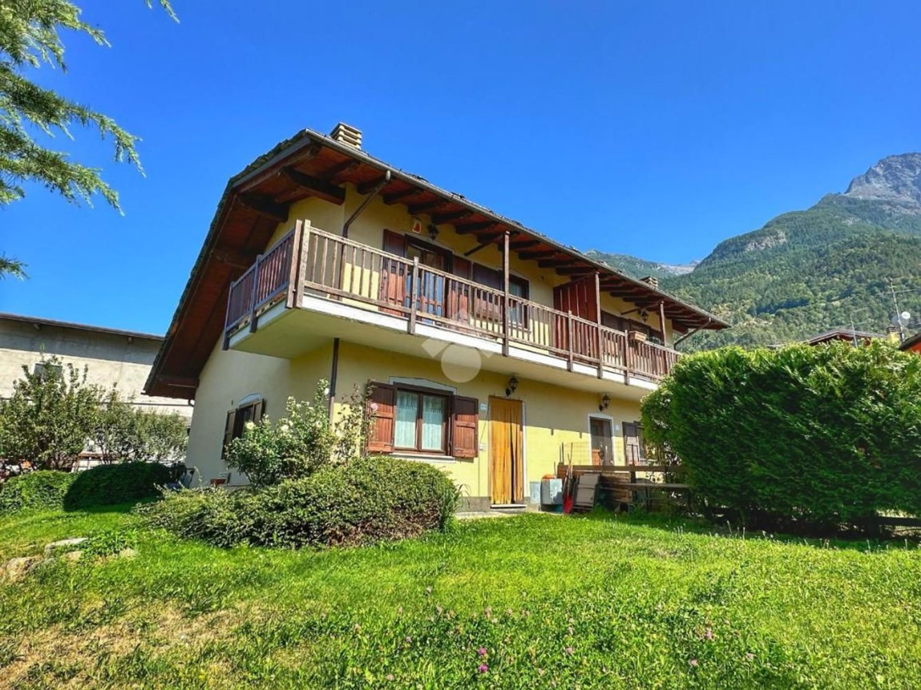 4 bedrooms Apartment in Pollein, Italy No. 319713