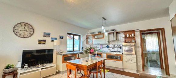 4 bedrooms Apartment in Pollein, Italy No. 319713 8