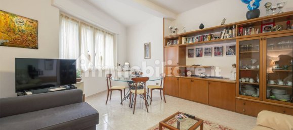 2 Schlafzimmer Wohnung in Pioltello, Italy, Nr. 51374 2