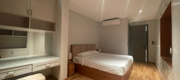 Casa de 3 dormitorios en Tay Ho, Vietnam No. 1563 6