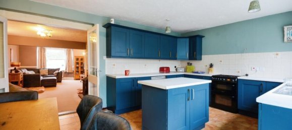 5 bedrooms House in Andover, United Kingdom No. 2767 5