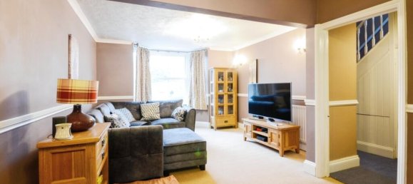 5 bedrooms House in Andover, United Kingdom No. 2767 3