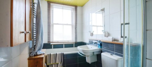 5 bedrooms House in Andover, United Kingdom No. 2767 13