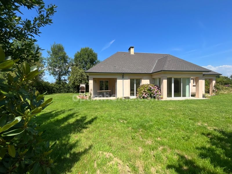 2 bedrooms House in Honfleur, France No. 295375