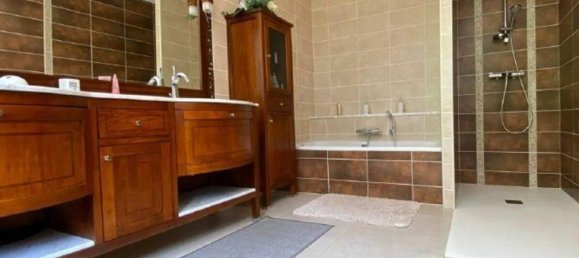 4 Schlafzimmer Haus in Montauban, France, Nr. 338328 4