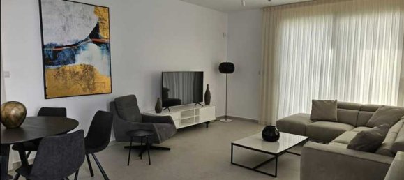 4 bedrooms Villa in Chloraka, Cyprus No. 7695 3