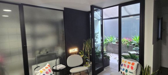 120m² Office in Catania, Italy No. 309699 3