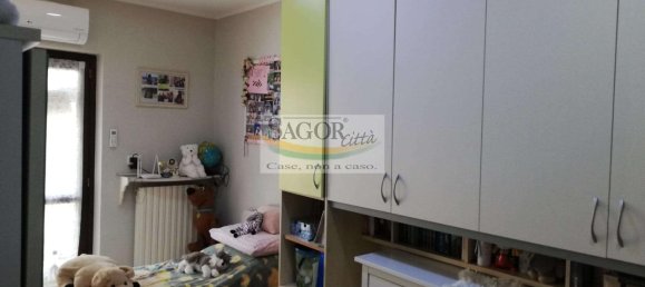 5 rooms House in Vigone, Italy No. 161519 4
