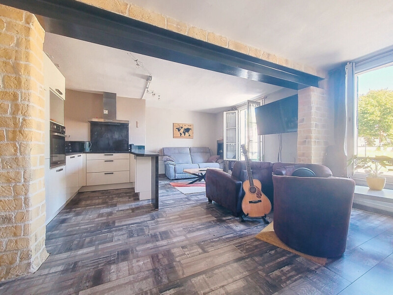 1 bedroom Apartment in Chartres, France No. 281697