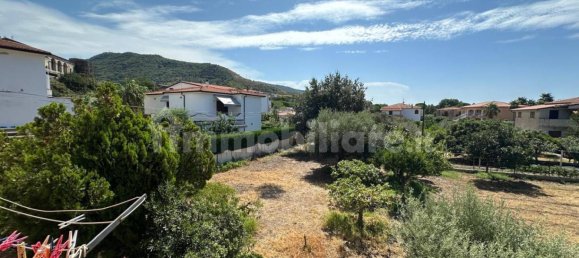 Apartamento de 3 dormitorios en Sangineto, Italy No. 339335 6