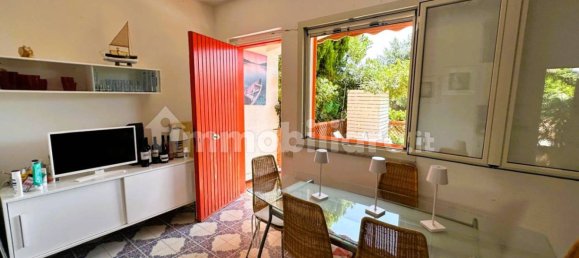 Apartamento de 3 dormitorios en Sangineto, Italy No. 339335 23