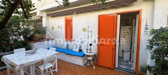 Apartamento de 3 dormitorios en Sangineto, Italy No. 339335 11