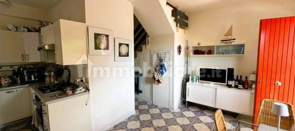 Apartamento de 3 dormitorios en Sangineto, Italy No. 339335 19