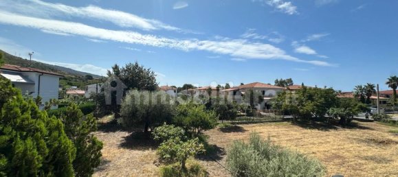 Apartamento de 3 dormitorios en Sangineto, Italy No. 339335 7