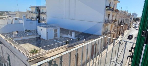 3 rooms House in Cisternino, Italy No. 32441 22