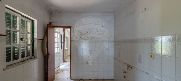 3 bedrooms House in Coimbra, Portugal No. 157977 11