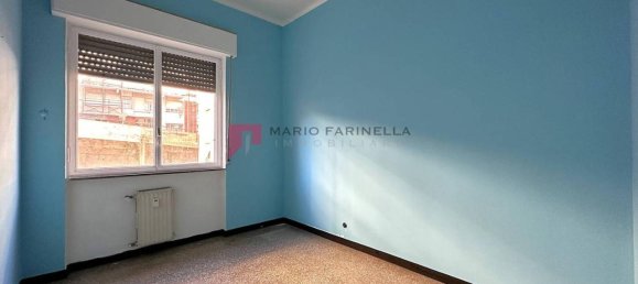 3-salle Appartement à Genoa, Italy No. 37361 2