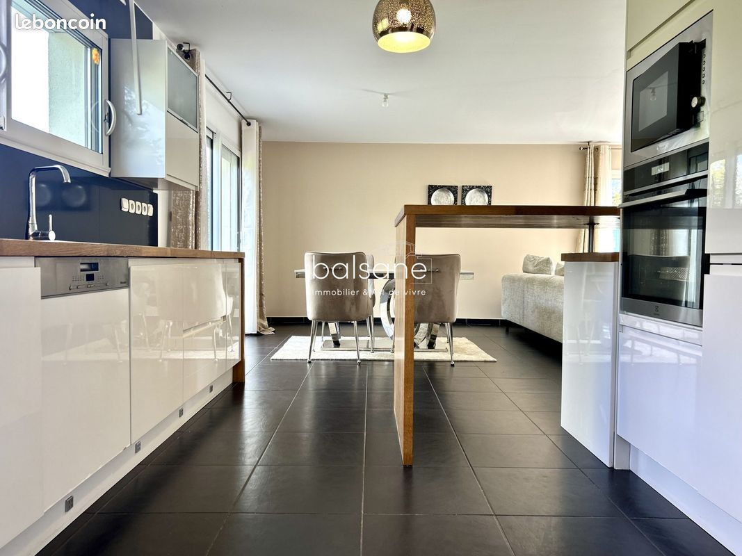 4 غرف نوم منزل في Saint-Pierre-les-Elbeuf, France رقم 353105