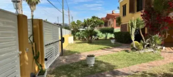 Дом с 3 спальнями в Кастельон, Испания № 177682 3